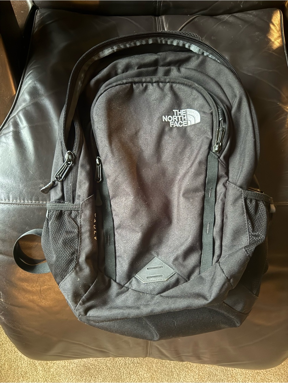 The North Face Black Men's Backpack with Logo